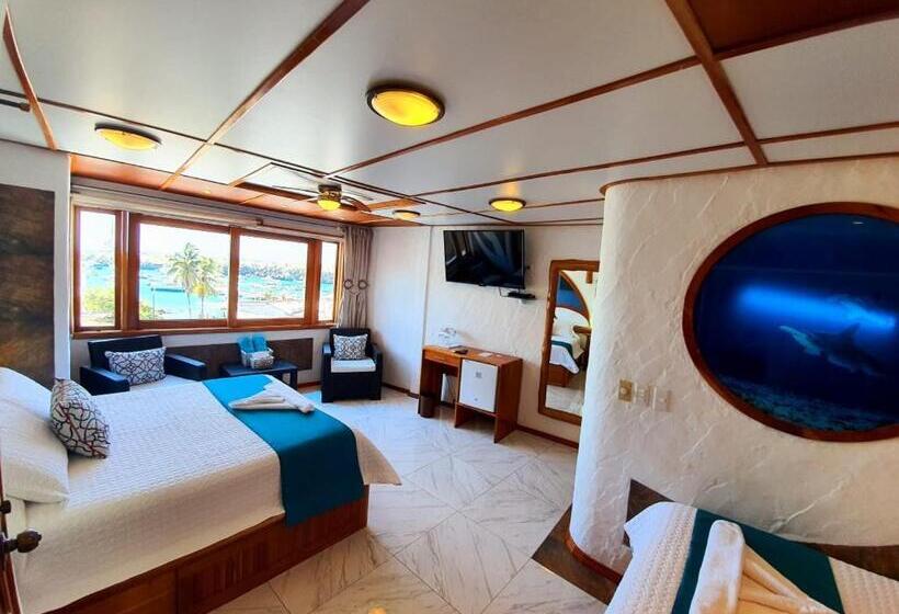 اتاق سه نفره دلوکس با چشمانداز دریا, Casa Ocean Pier