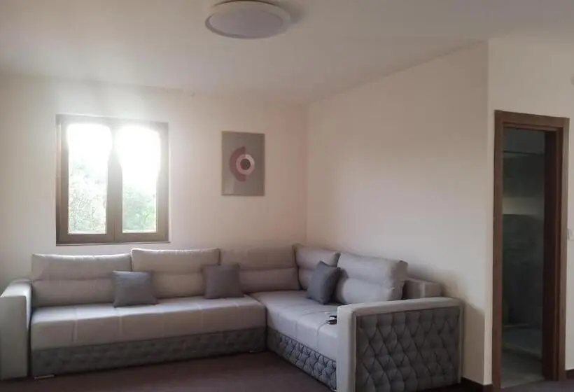 اتاق استاندارد چهار تخته, Vila Dvor Subotica