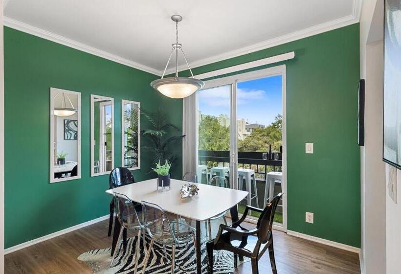 דירת שני חדרים, Beverly Hills Glamour Oasis 2 Br Apt With Parking 304