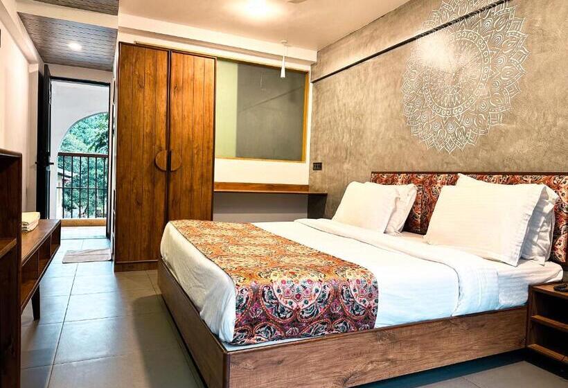 バルコニー付きデラックスルーム, De Aqua Resort