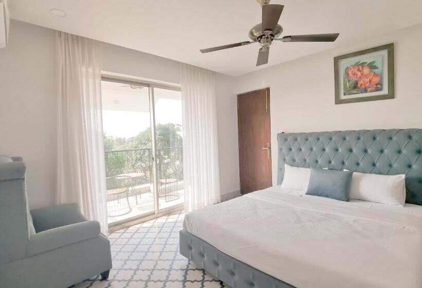 バルコニー付きデラックスルーム, De Aqua Resort