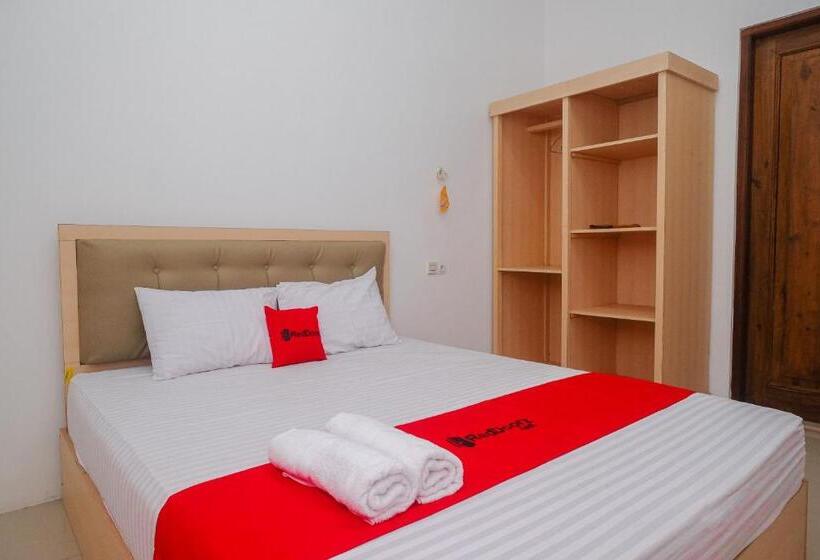 Номер Стандарт, Reddoorz Syariah Near Alun Alun Temanggung