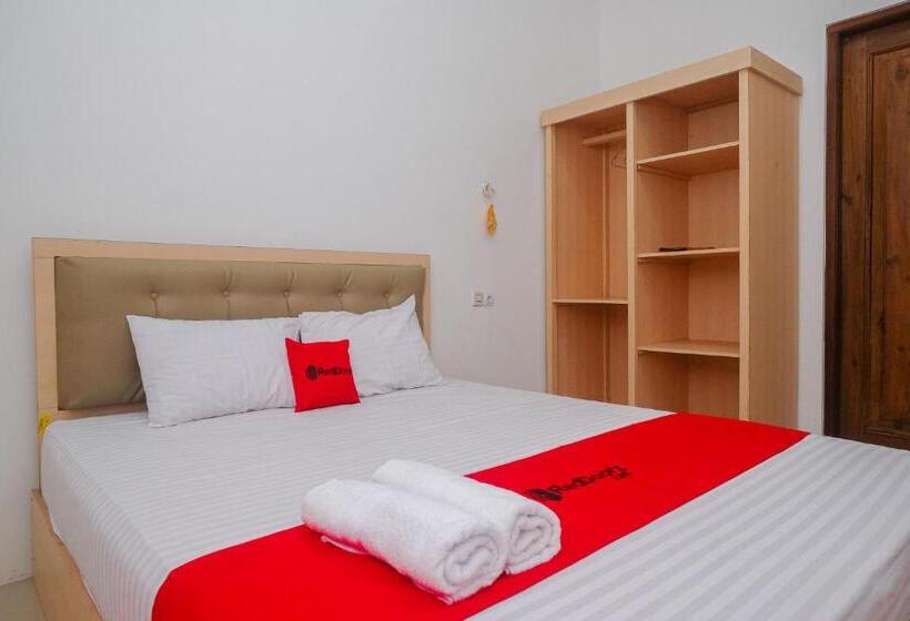 Номер Стандарт, Reddoorz Syariah Near Alun Alun Temanggung