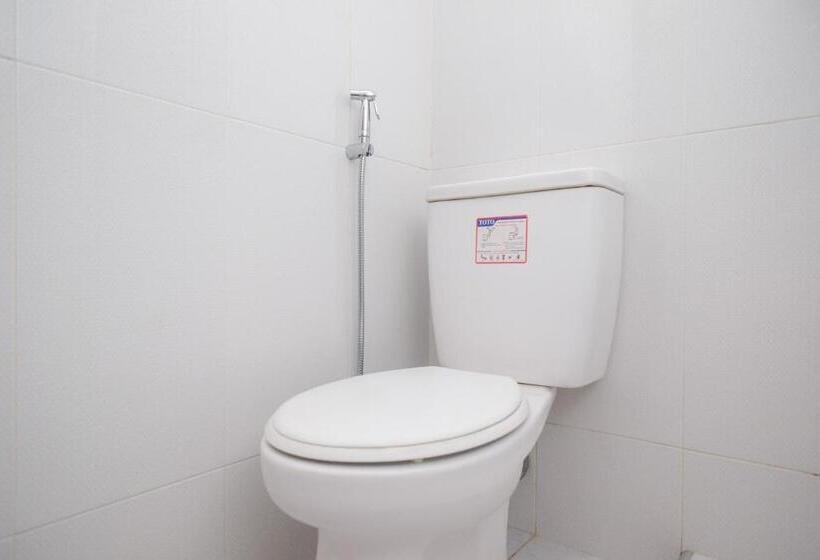 Номер Deluxe, Reddoorz Syariah Near Alun Alun Temanggung