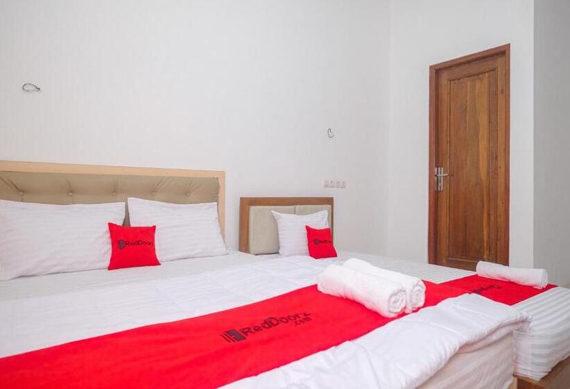 Семейный Номер, Reddoorz Syariah Near Alun Alun Temanggung