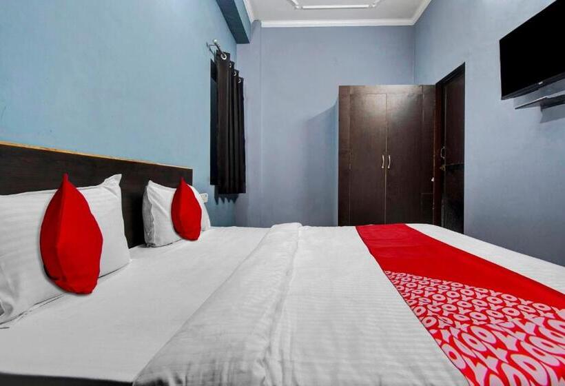 חדר קלאסי לשלושה, Grand Aana Inn