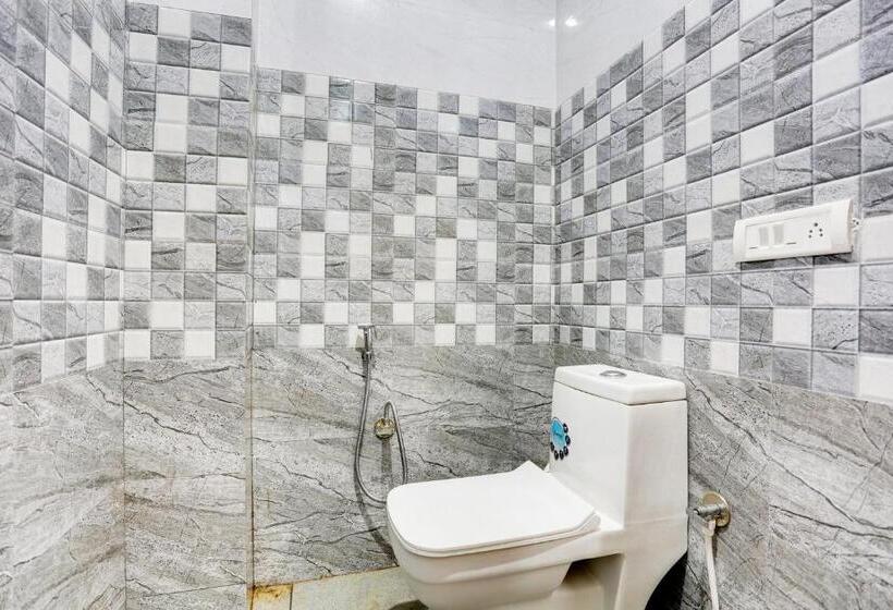 غرفة كلاسيكية ثلاثية, Oyo Hotel Rockland