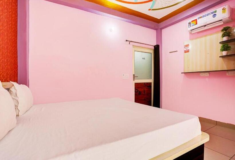 غرفة كلاسيكية ثلاثية, Oyo Hotel Rockland