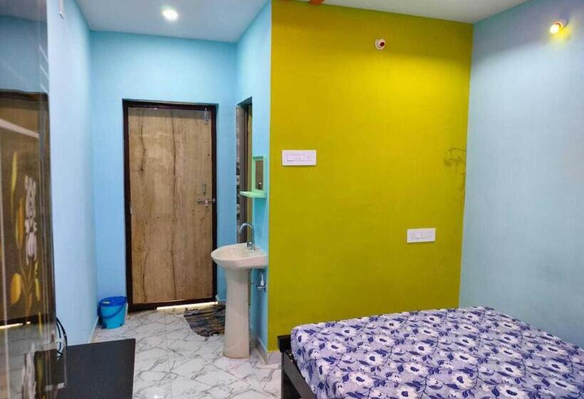 غرفة كلاسيكية ثلاثية, Oyo Hotel Vgs Lodge