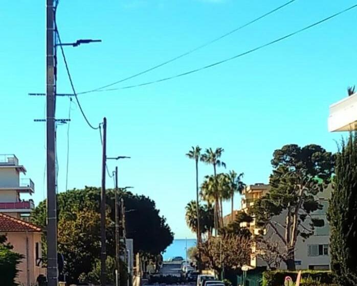 غرفة قياسية, Cabane Pas Loin De La Plage