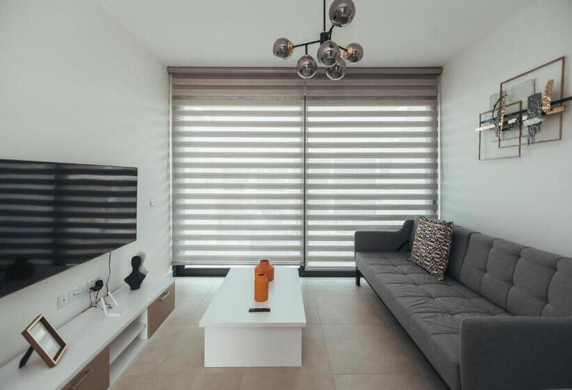 استودیوی استاندارد با چشم‌انداز دریا, Pearl Island Homes