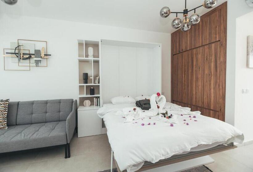 스탠다드 스튜디오 바다 전망, Pearl Island Homes