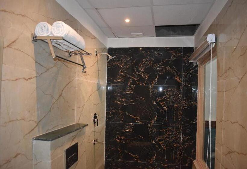 חדר סטנדרט נוף להרים, Chopta House Hotel And Restaurant