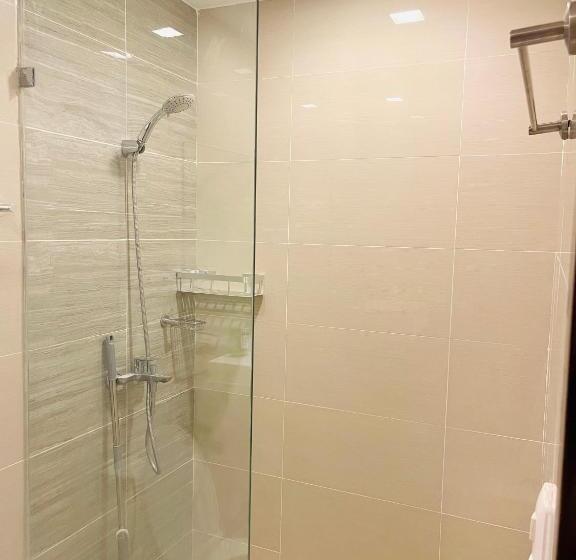 דירת חדר נוף לים, Cozy Condo By The Beach