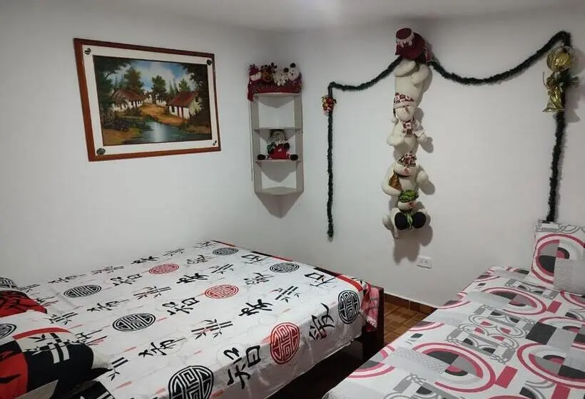 اتاق استاندارد سه تخته با سرویس بهداشتی مشترک, Finca Hotel Villa Luna