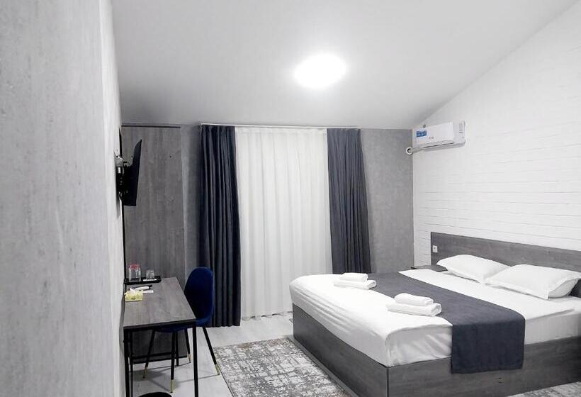 Habitació Economy, Minguzar