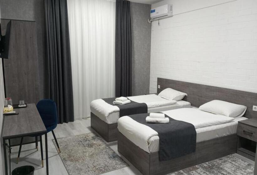 Habitació Economy, Minguzar