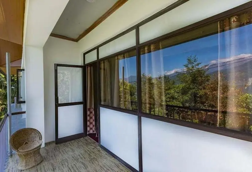 デラックスルーム, Norbulingka Retreat