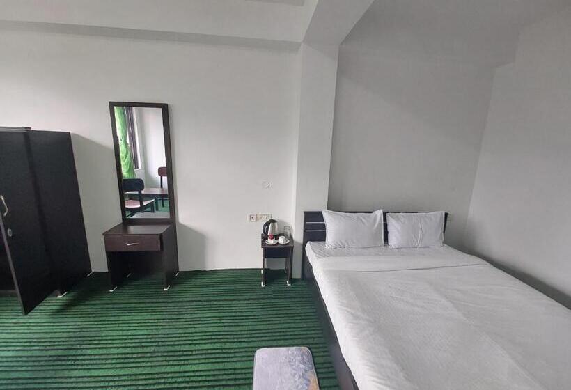 غرفة ديلوكس, Norbulingka Retreat