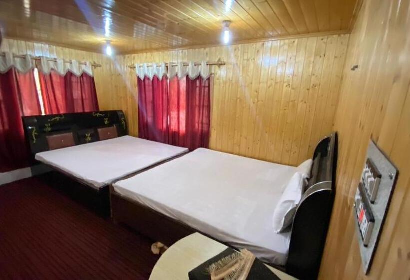 四人标准间, The Sarwah, Stay Blessed! Hotel And Restaurant