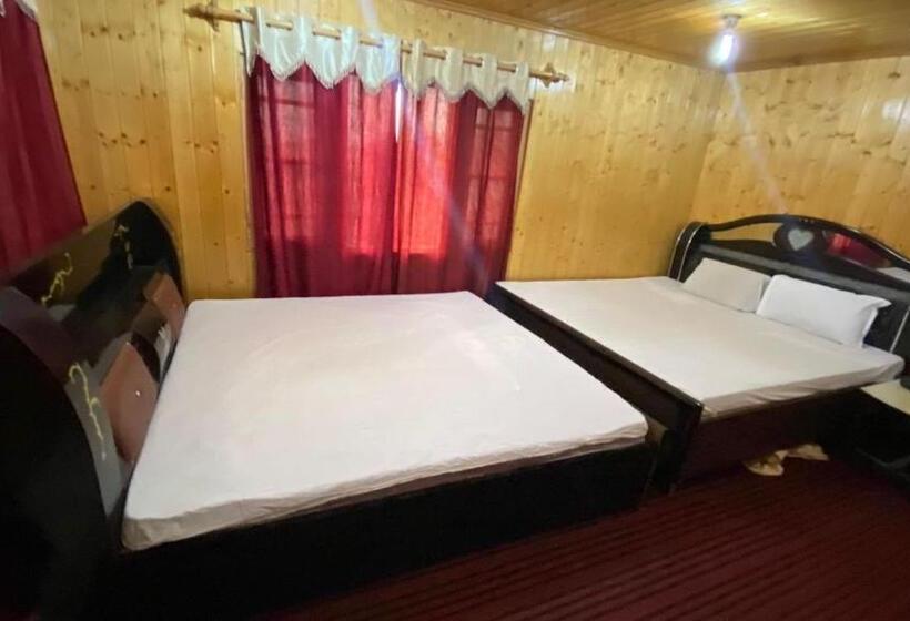اتاق استاندارد چهار تخته, The Sarwah, Stay Blessed! Hotel And Restaurant