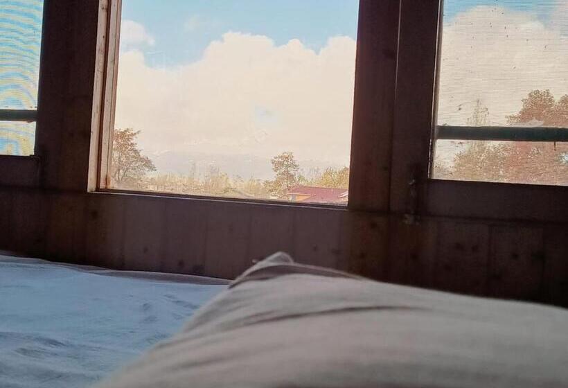 اتاق اکونومی, The Sarwah, Stay Blessed! Hotel And Restaurant
