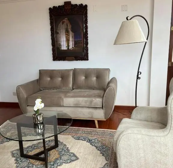 سوییت اجرایی, Virreyes