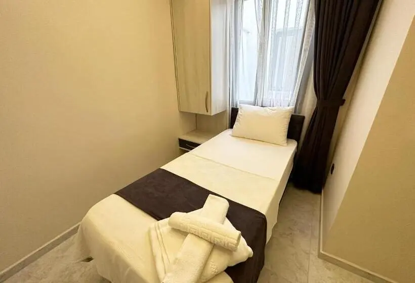 اتاق استاندارد یک نفره, Marina Lora Butik Otel