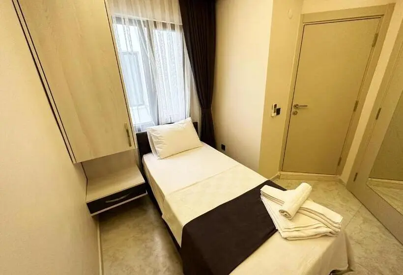 اتاق استاندارد یک نفره, Marina Lora Butik Otel
