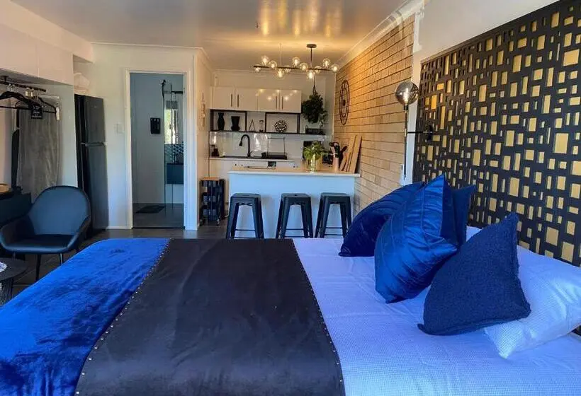 Escritório Deluxe, Lush Accommodation