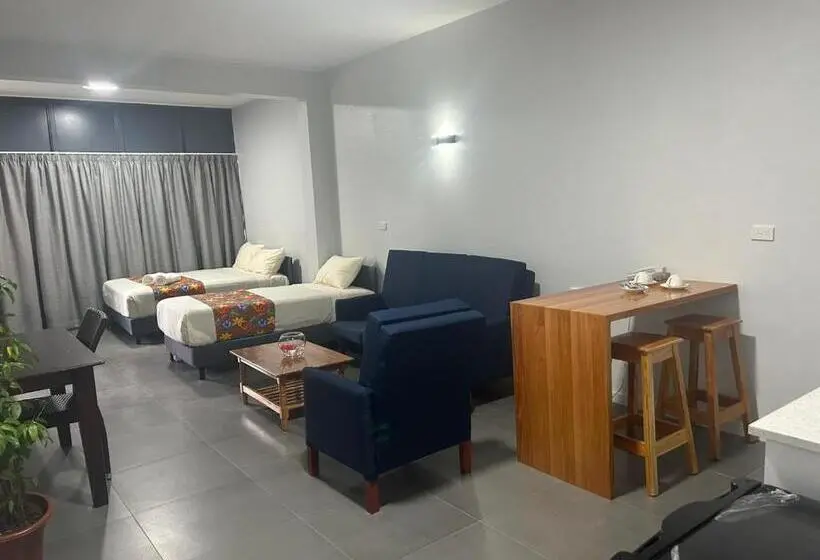 اتاق استاندارد سه تخته با چشم‌انداز باغ, Yatulau Hotel And Conference
