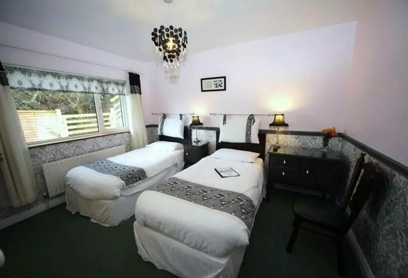 اتاق استاندارد, Launard House