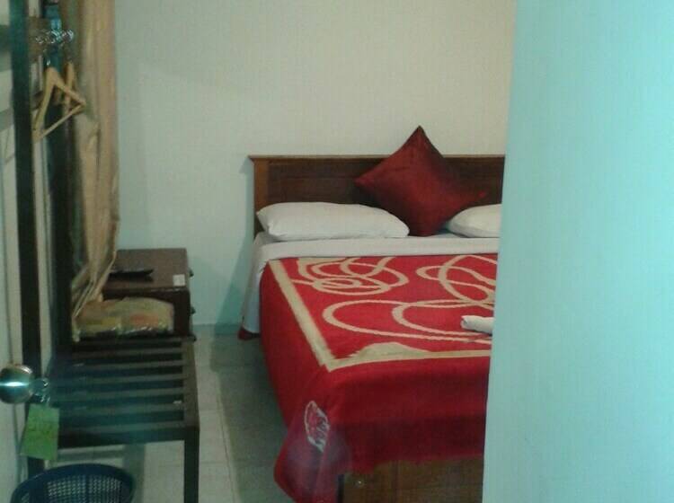 اتاق استاندارد, New Tour Inn