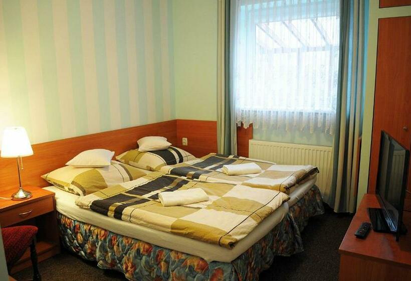 Quarto Estandar, Agis Pokoje Gościnne