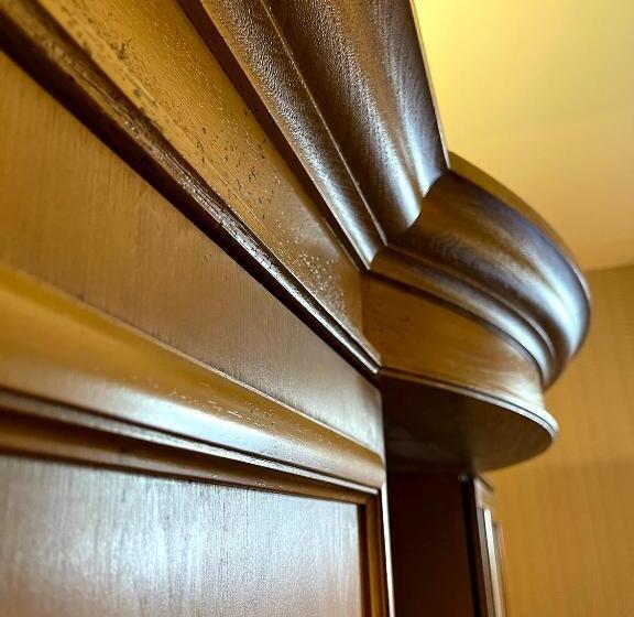 스탠다드 싱글 룸 킹 침대, Celebrity