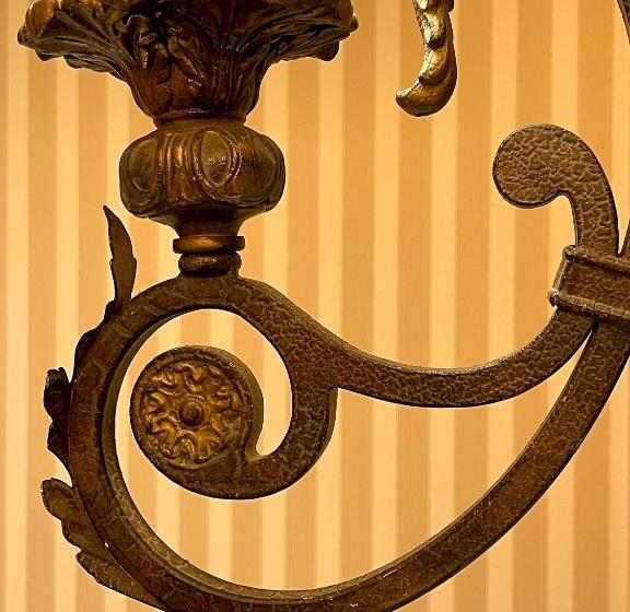 스탠다드 싱글 룸, Celebrity