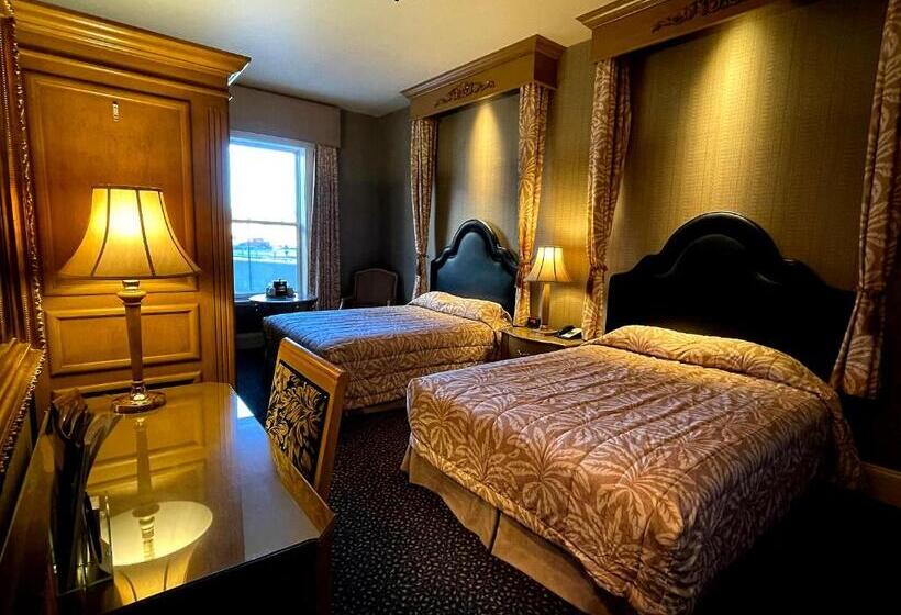 חדר סטנדרט יחיד, Celebrity