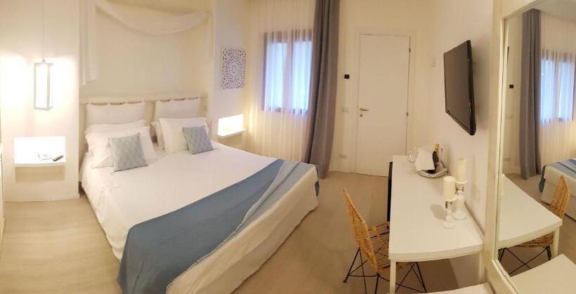Quarto Superior, Gabbiano Beach