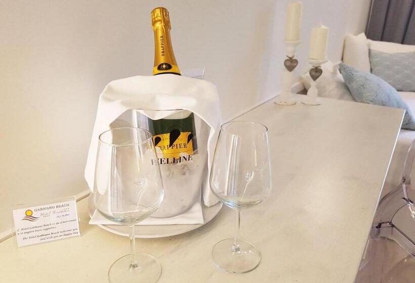 Pokój Superior Trzyosobowy, Gabbiano Beach