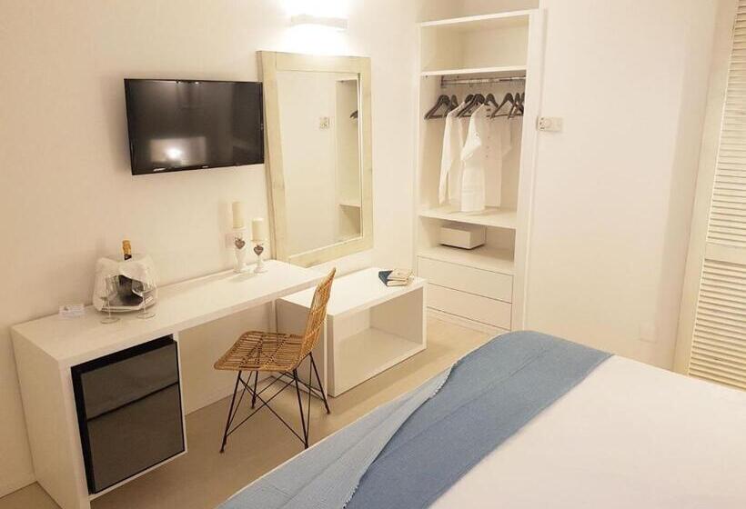 Quarto Superior, Gabbiano Beach