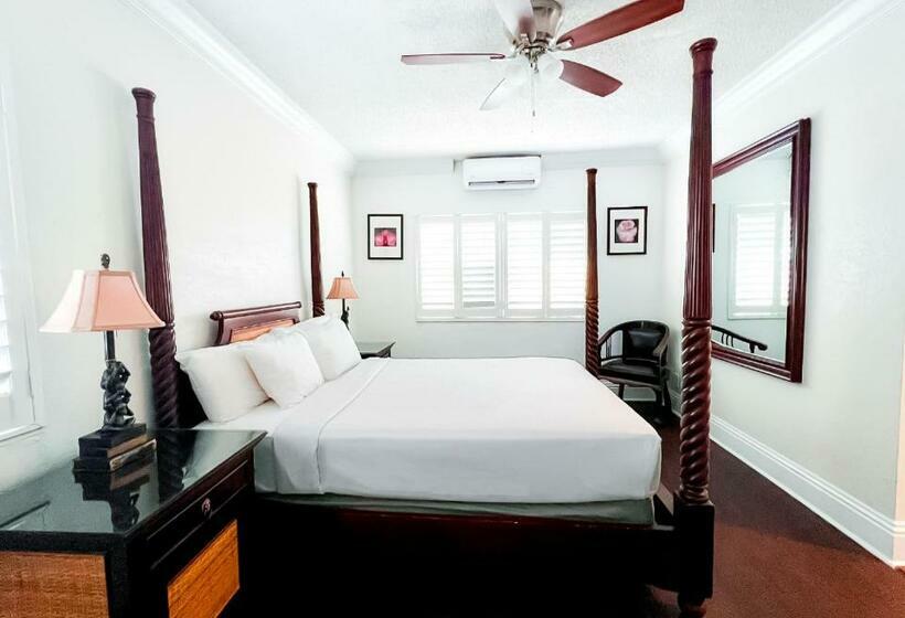 스탠다드 스튜디오, La Casa