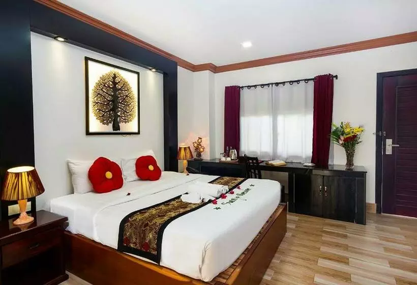 اتاق لوکس با بالکن, Marvel Holiday Boutique Villa
