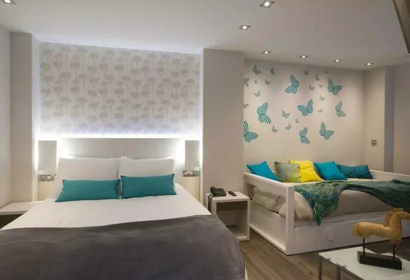استودیوی استاندارد, Salamanca Suite Studios