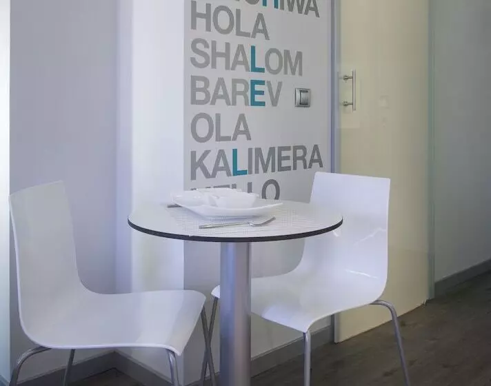 استودیوی استاندارد, Salamanca Suite Studios