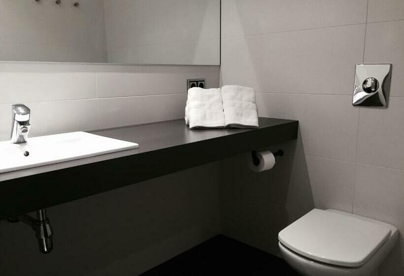 اتاق استاندارد, Seminari Allotjaments