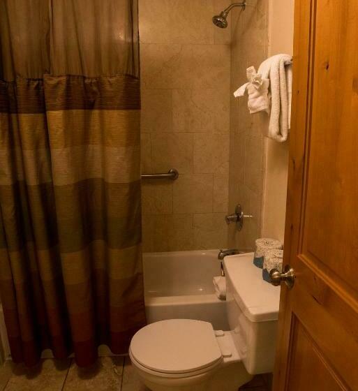 キングサイズベッドのスタンダードルーム, Silver Moon Inn