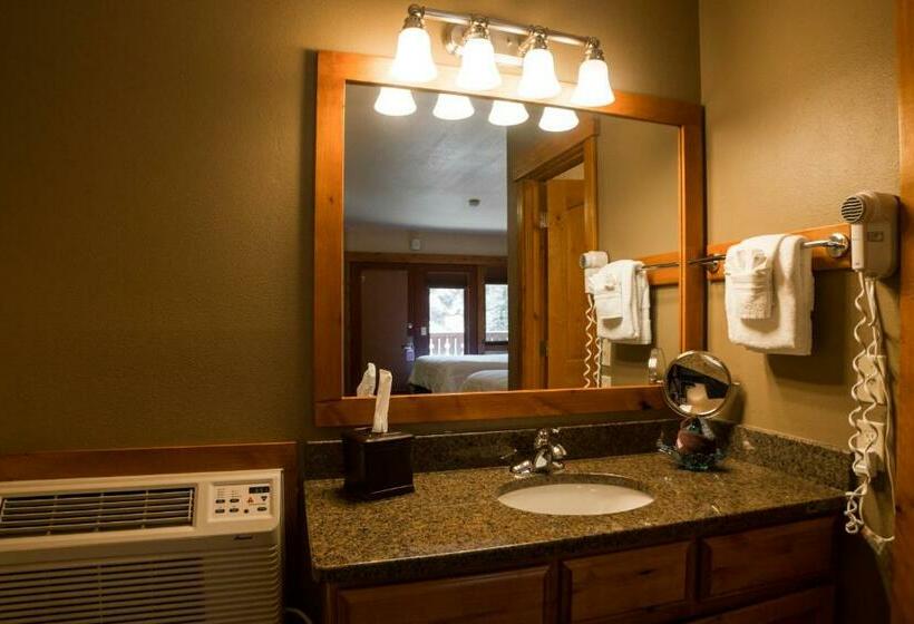 חדר סטנדרט עם מיטת קווין, Silver Moon Inn