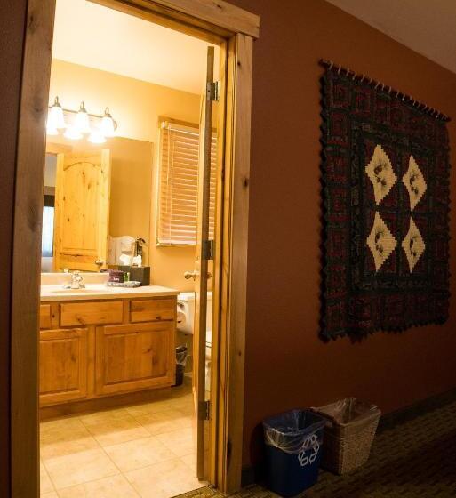 クイーンベッドのデラックスルーム, Silver Moon Inn