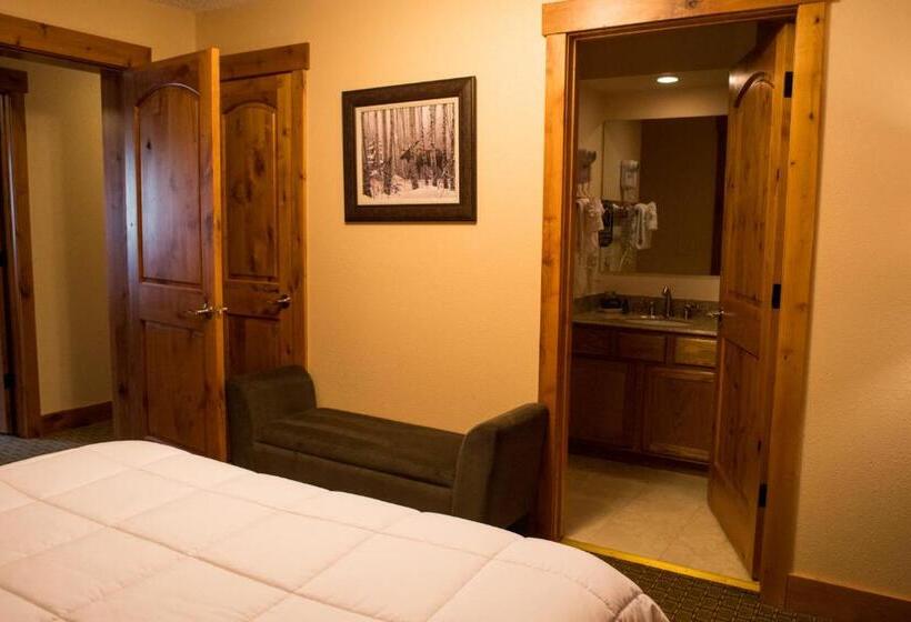 3ベッドルームスイート, Silver Moon Inn