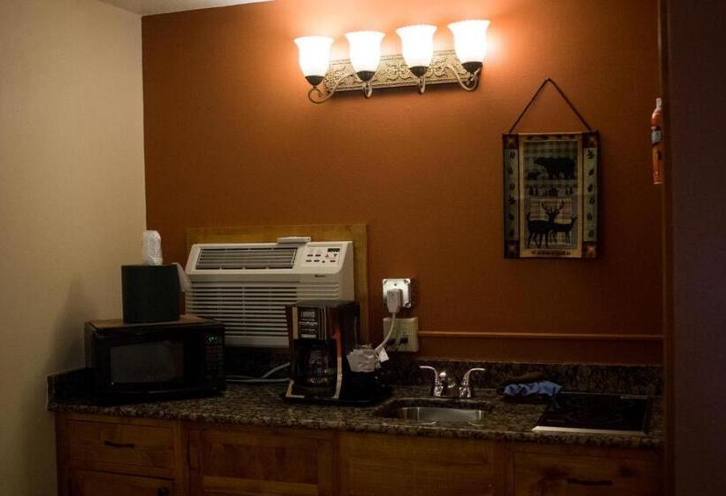 ファミリールーム, Silver Moon Inn